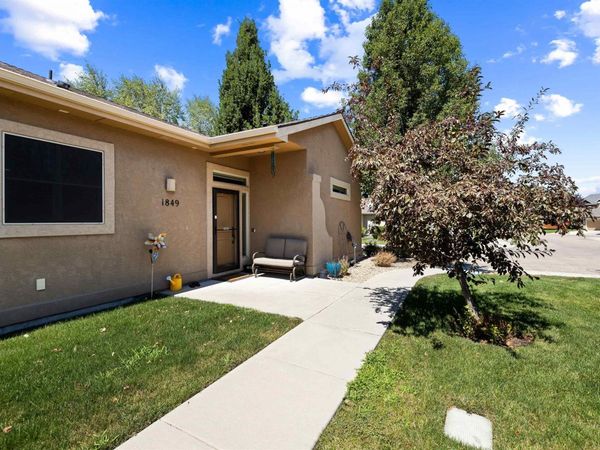 1849 E Horse Creek Ct, Meridian, ID 83642