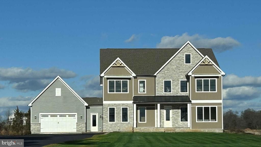 8272 Colling Manor Court, Alexandria, VA 22308 Main Photo