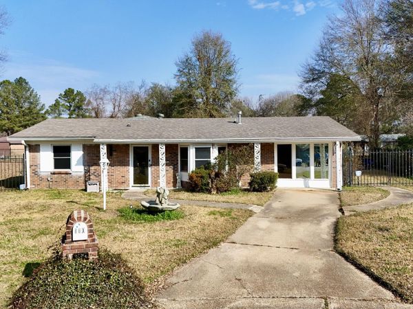 110 Truman Place, Jackson, MS 39213