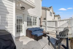 615 2nd Ave. S photo 4