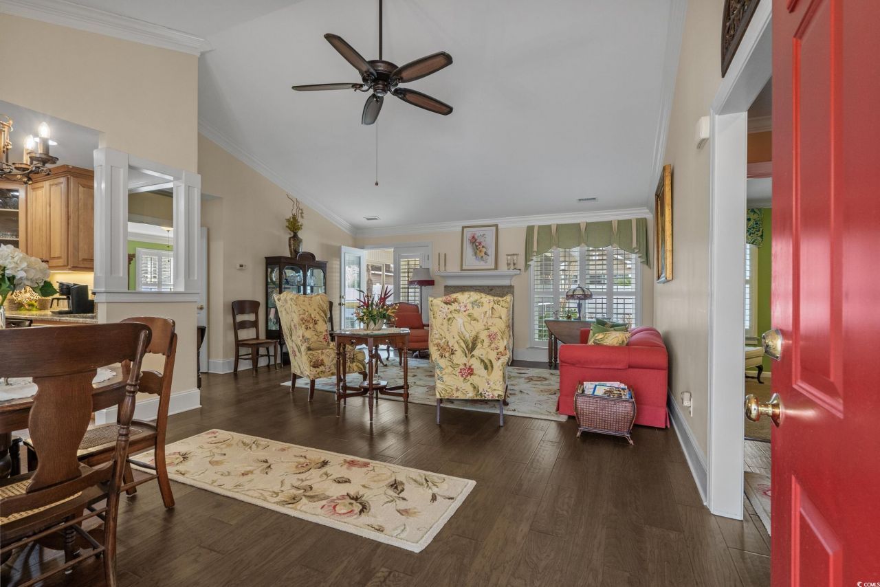 1523 27th Ave. N Photo 8