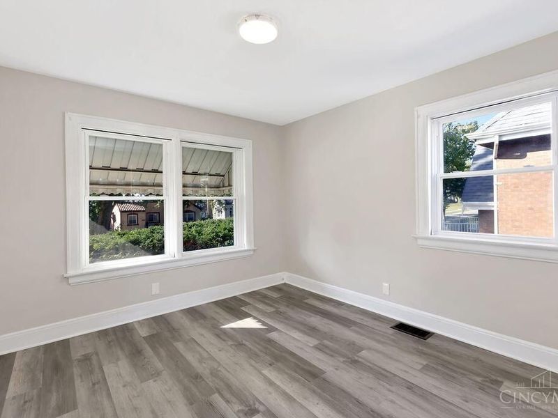 1522 Kenova Avenue, Cincinnati, OH 45237 Photo 18