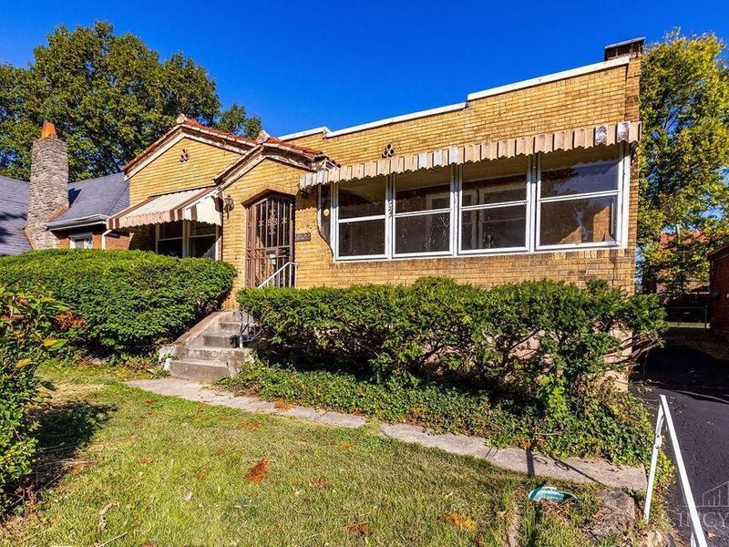 1522 Kenova Avenue, Cincinnati, OH 45237 Photo 2