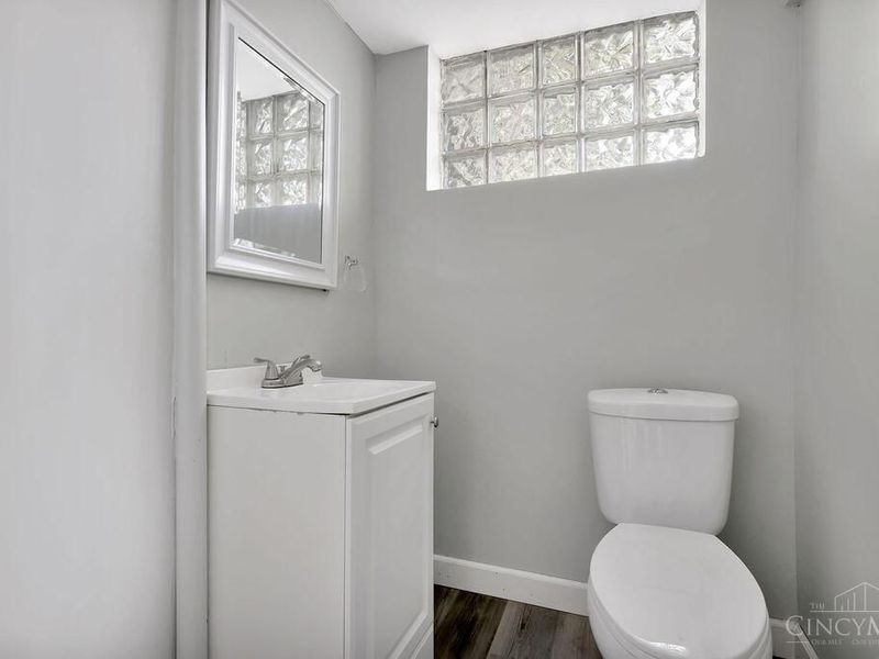 1522 Kenova Avenue, Cincinnati, OH 45237 Photo 28