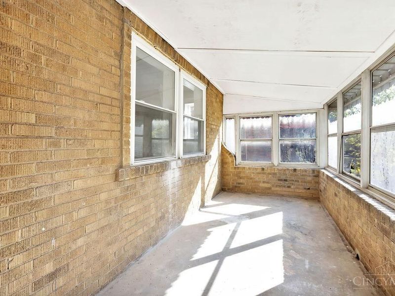 1522 Kenova Avenue, Cincinnati, OH 45237 Photo 5