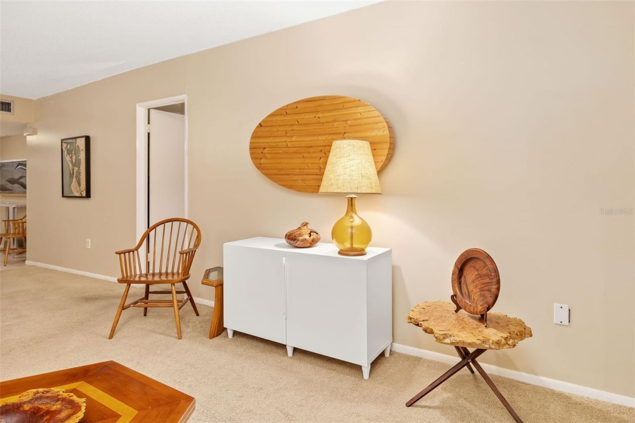 7461 W Country Club Drive, Unit 404, Sarasota, FL 34243 Photo