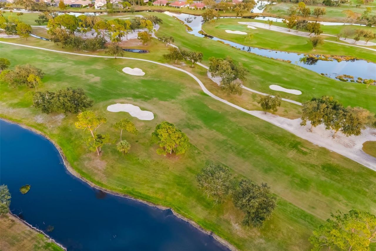 7461 W Country Club Drive, Unit 404, Sarasota, FL 34243 Photo