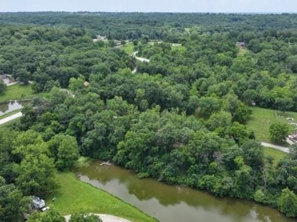 Timberlake Drive, Excelsior Springs, MO 64024