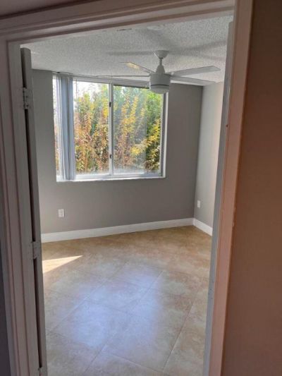 1000 Scotia Drive, Unit 302, Hypoluxo, FL 33462 Photo