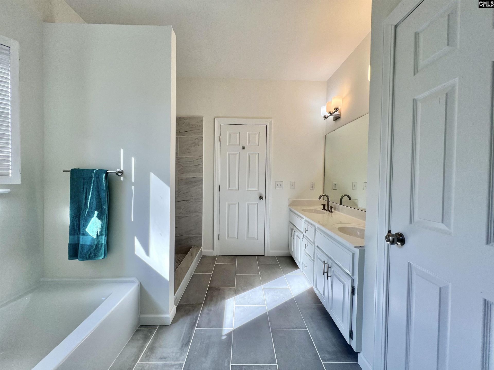 105 Rolling Creek Circle Photo 37