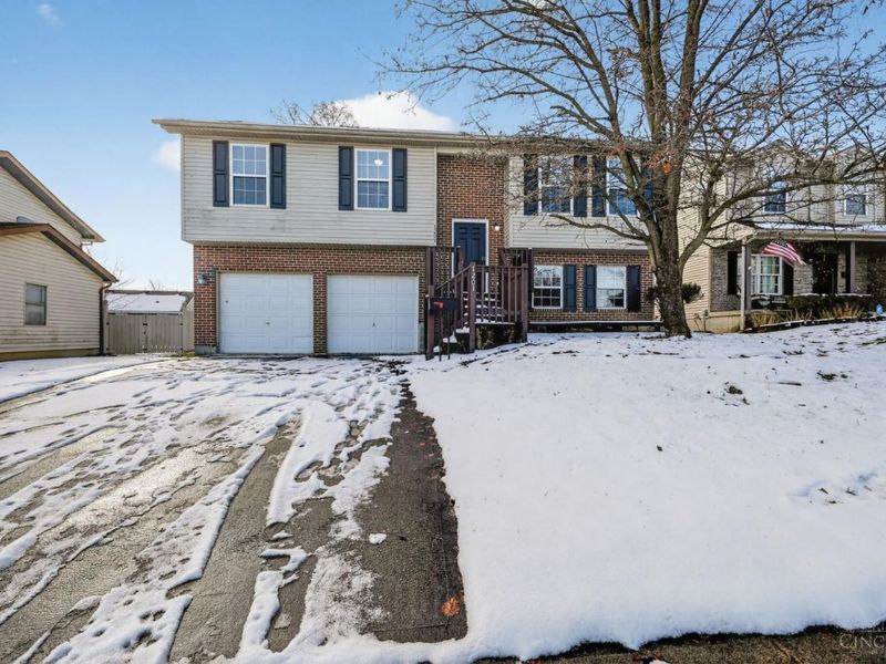 1201 Dixie Court, Lincoln Heights, OH 45215 Photo 1