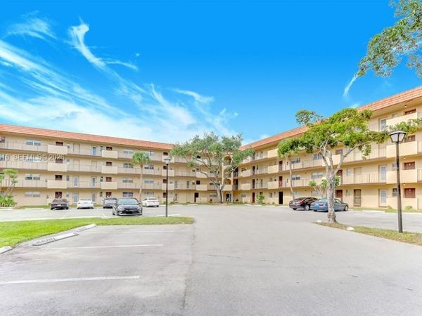 6301 N Falls Cir Dr, Unit 313, Lauderhill, FL 33319