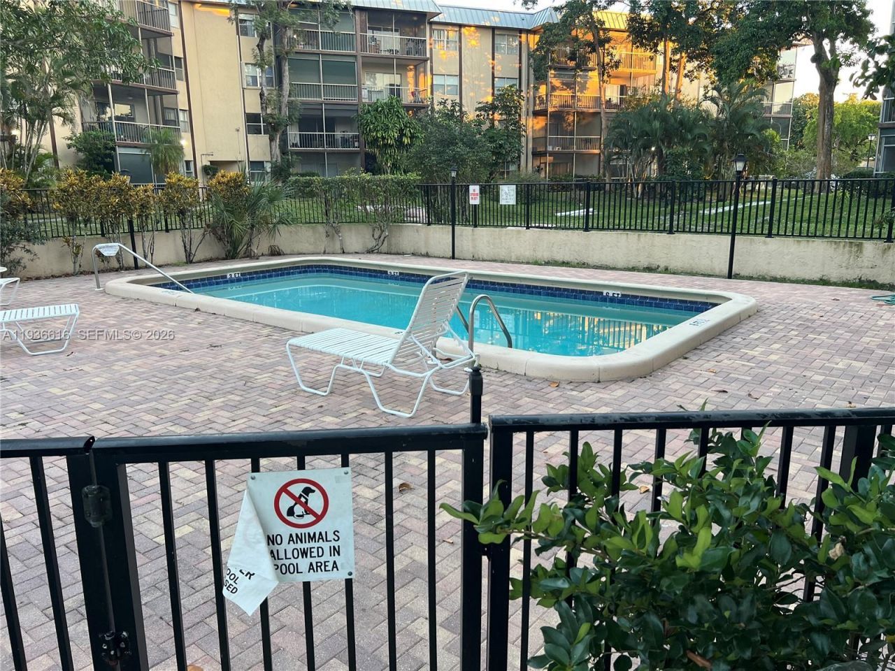 6301 N Falls Cir Dr, Unit 313, Lauderhill, FL 33319 Photo