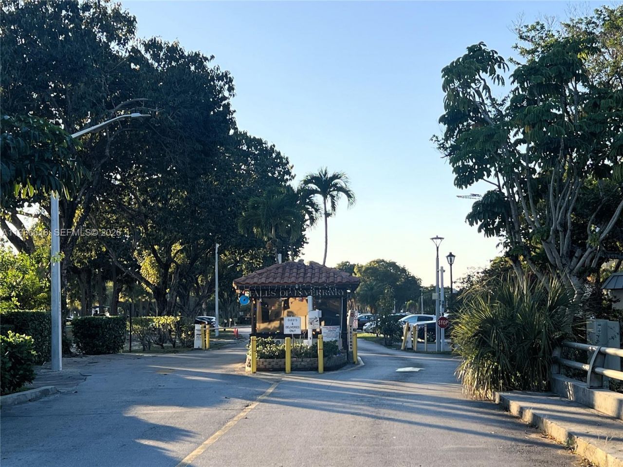 6301 N Falls Cir Dr, Unit 313, Lauderhill, FL 33319 Photo