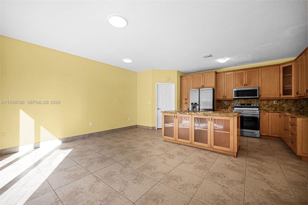 Please Call For Address, Unit 11412, Miami, FL 33186 Photo