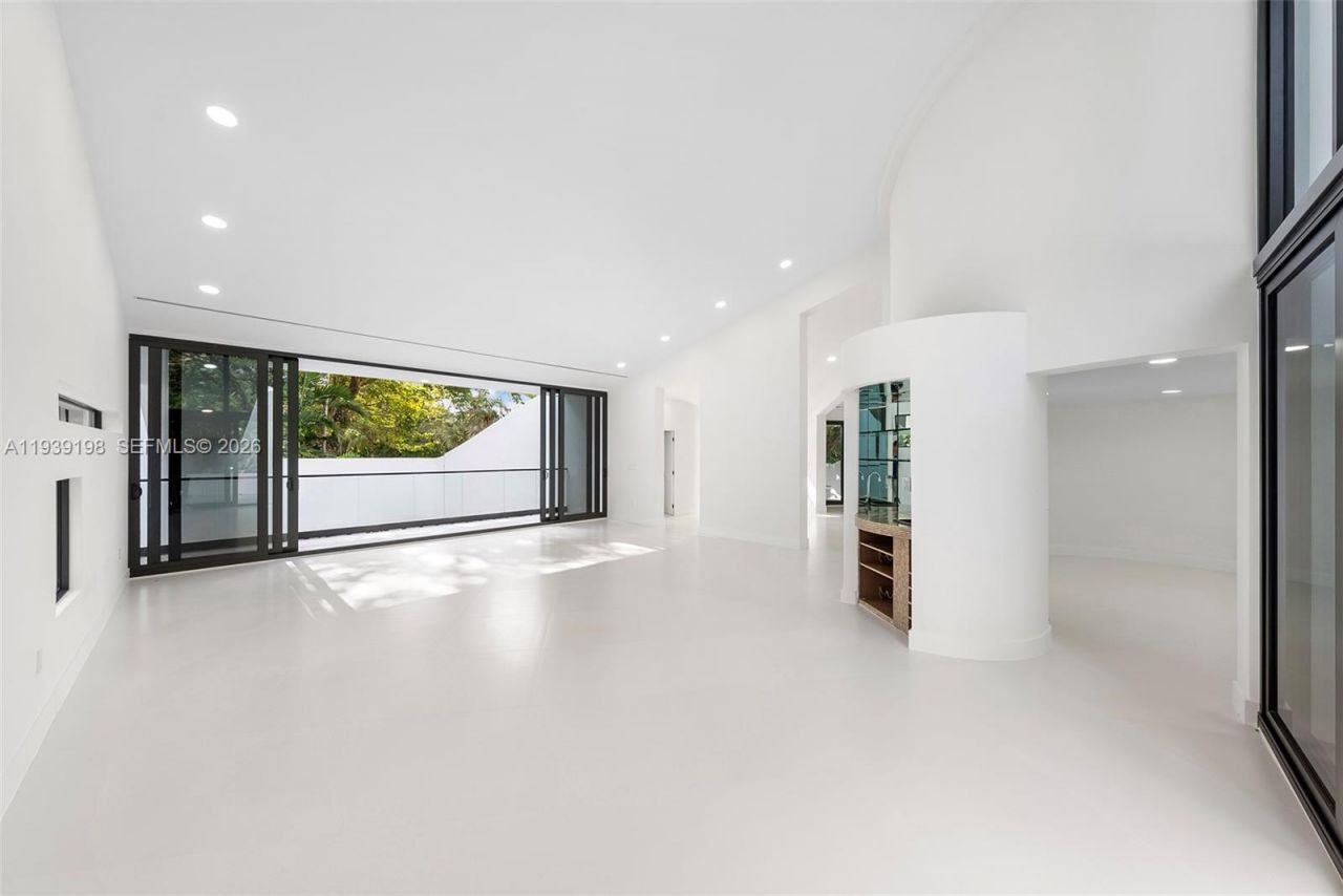 7540 Los Pinos Blvd , Coral Gables, FL 33143 Photo