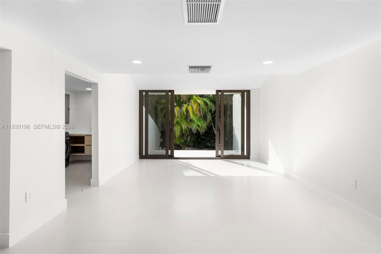 7540 Los Pinos Blvd , Coral Gables, FL 33143 Photo