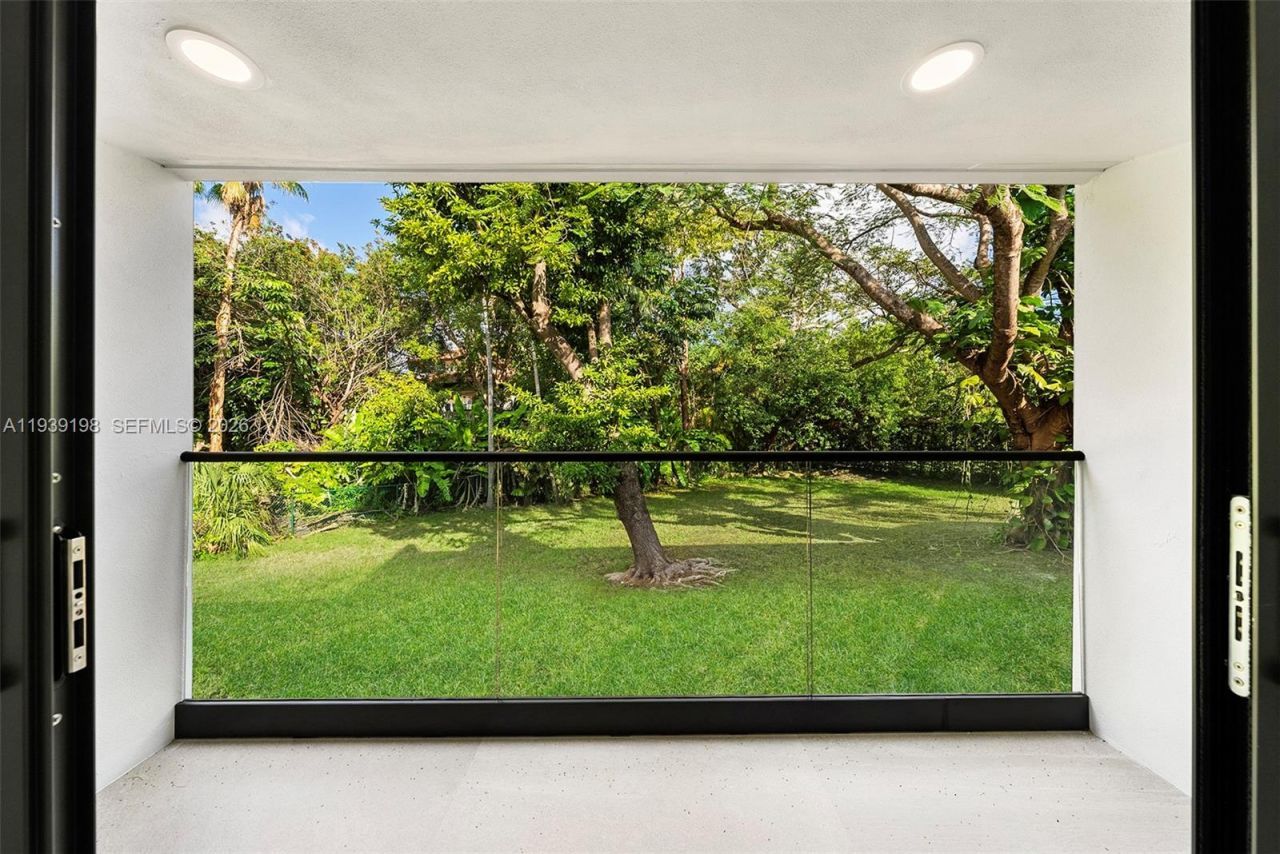 7540 Los Pinos Blvd , Coral Gables, FL 33143 Photo