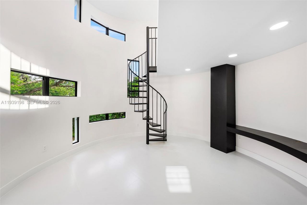 7540 Los Pinos Blvd , Coral Gables, FL 33143 Photo