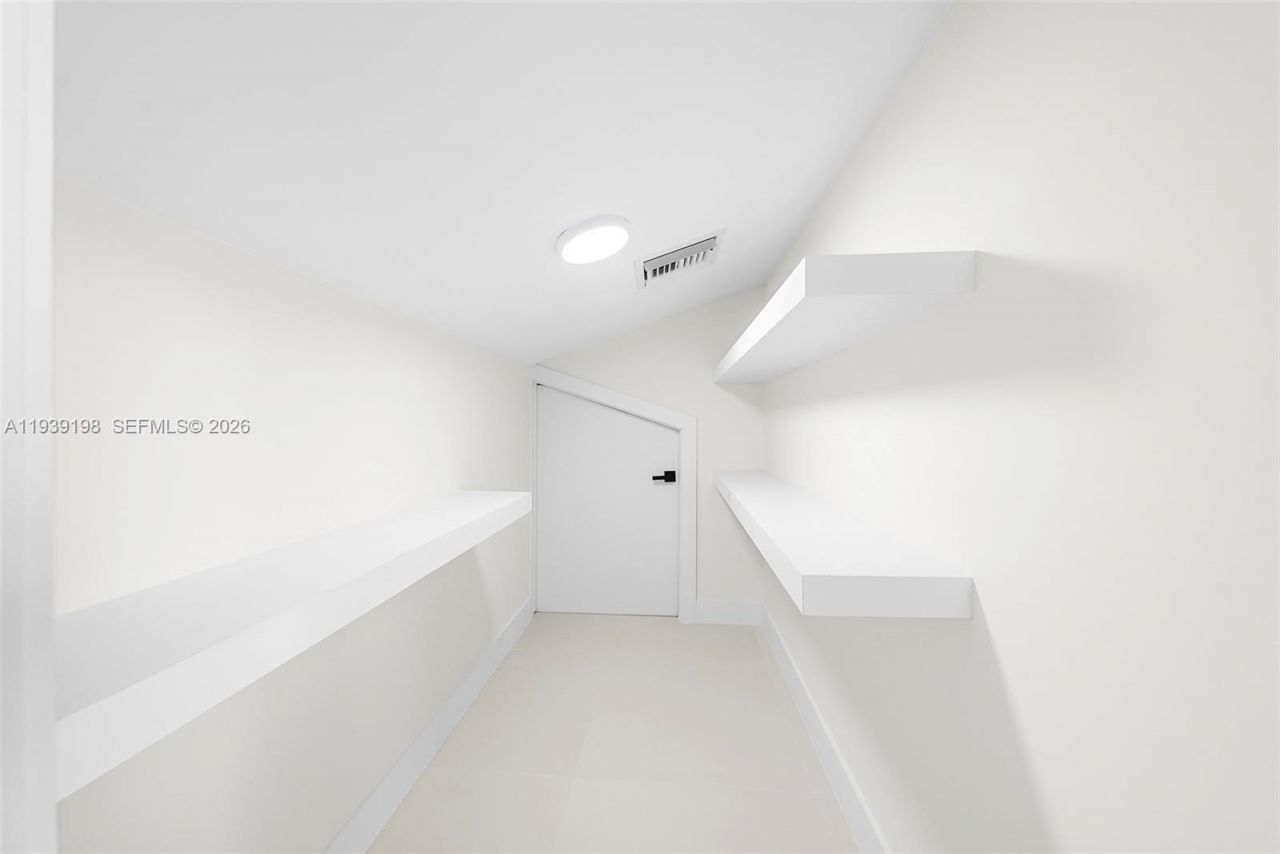 7540 Los Pinos Blvd , Coral Gables, FL 33143 Photo