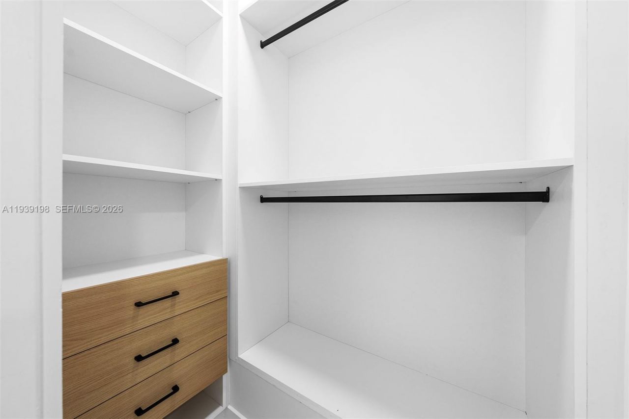 7540 Los Pinos Blvd , Coral Gables, FL 33143 Photo