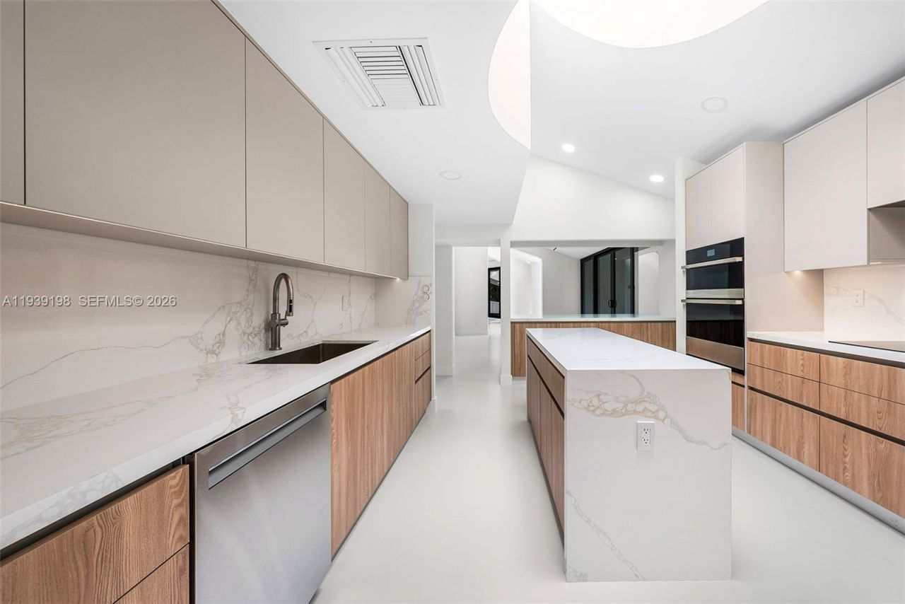 7540 Los Pinos Blvd , Coral Gables, FL 33143 Photo