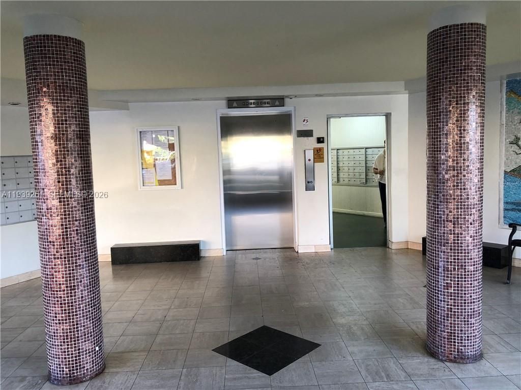 1750 NE 191st St , Unit 403-1, Miami, FL 33179 Photo