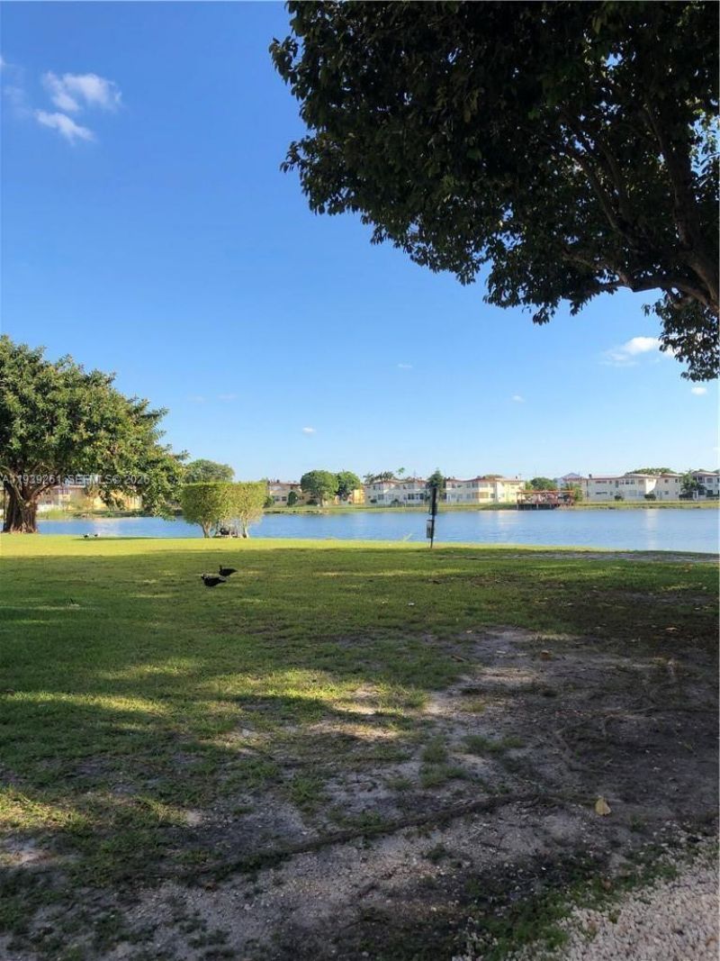 1750 NE 191st St , Unit 403-1, Miami, FL 33179 Photo