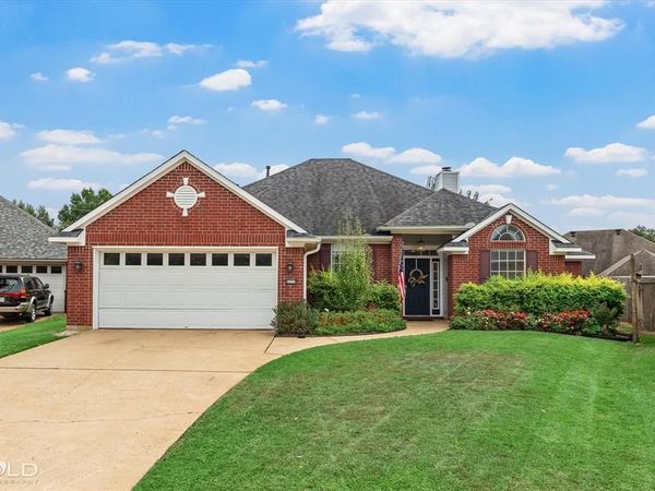 6020 Applegate Circle, Bossier City, LA 71111