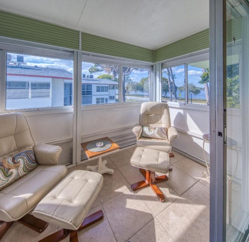 2004 Lake Osborne Drive, Unit 14, Lake Worth Beach, FL 33461 Photo