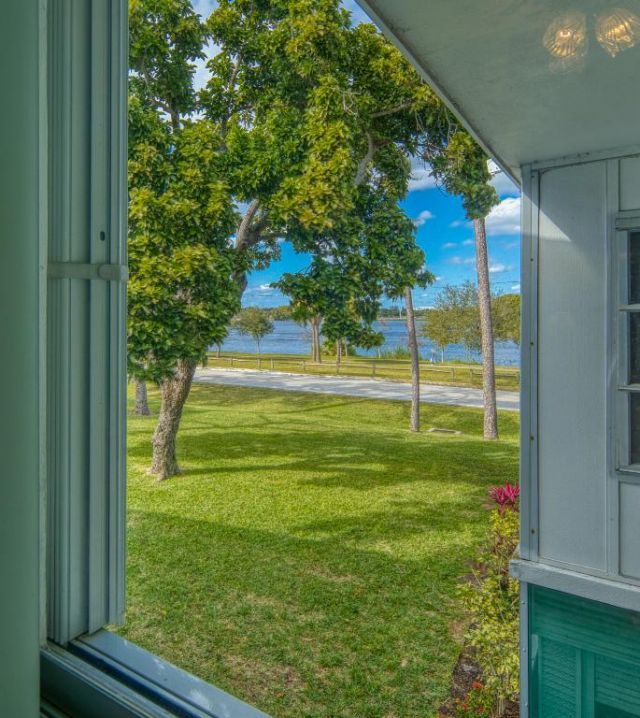 2004 Lake Osborne Drive, Unit 14, Lake Worth Beach, FL 33461 Photo