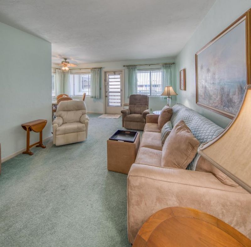 2004 Lake Osborne Drive, Unit 14, Lake Worth Beach, FL 33461 Photo