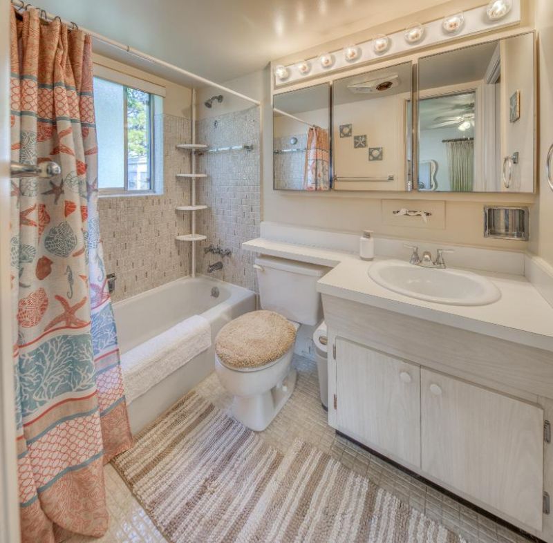 2004 Lake Osborne Drive, Unit 14, Lake Worth Beach, FL 33461 Photo