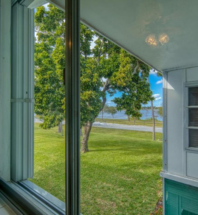 2004 Lake Osborne Drive, Unit 14, Lake Worth Beach, FL 33461 Photo