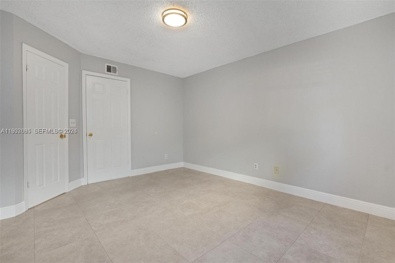 12400 Vista Isles Dr, Unit 1418, Sunrise, FL 33325 Photo