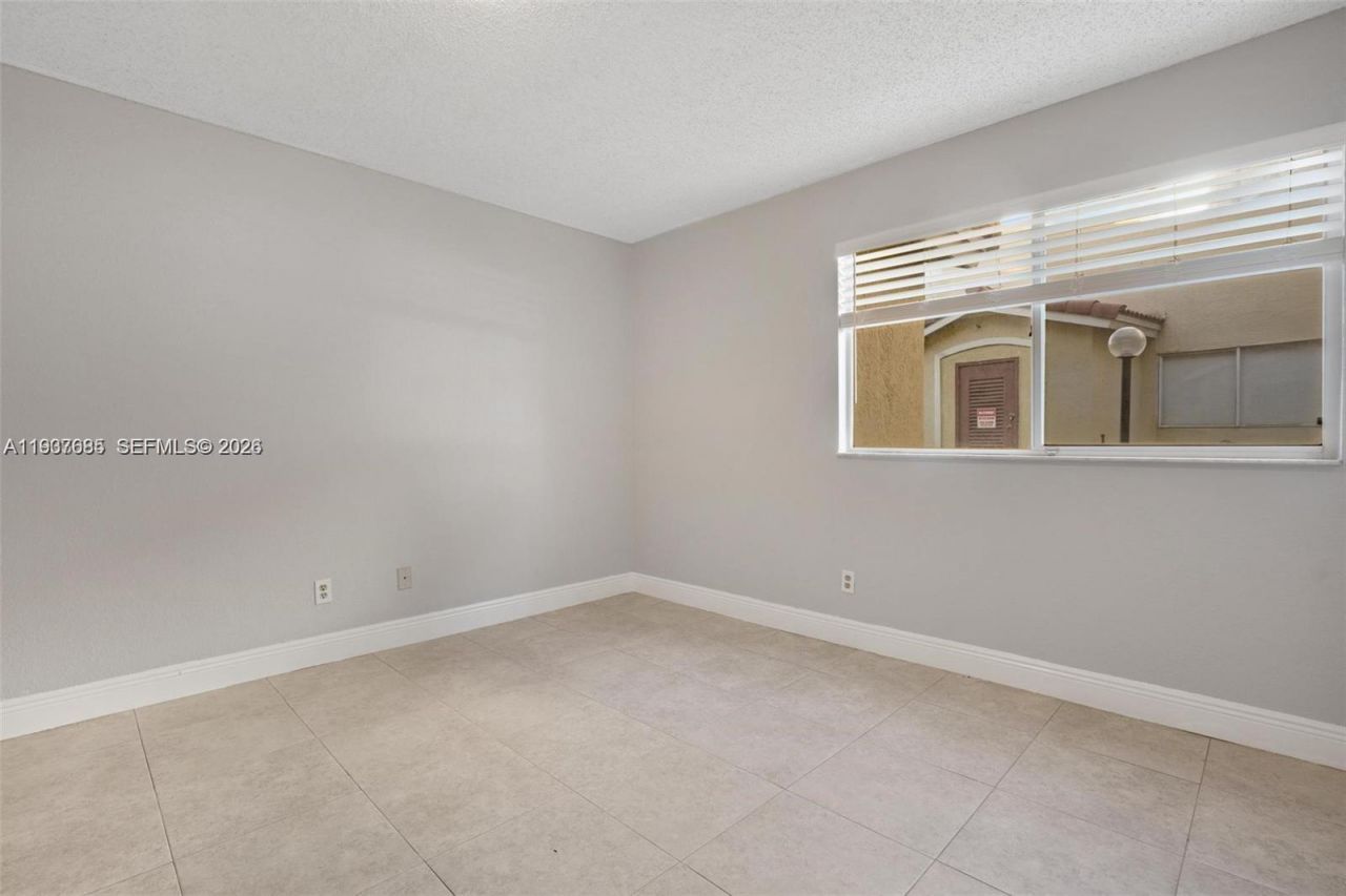 12400 Vista Isles Dr, Unit 1418, Sunrise, FL 33325 Photo