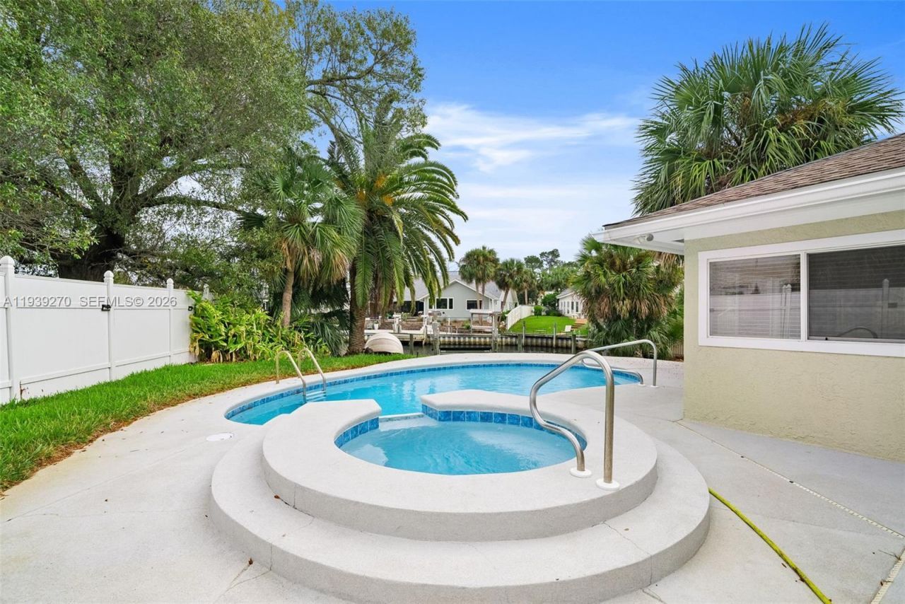 1606 Wahoo Ln, Panama City, FL 32408 Photo