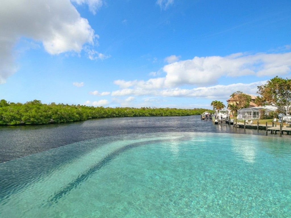 14201 Bay Dr, Fort Myers, FL 33919 Photo