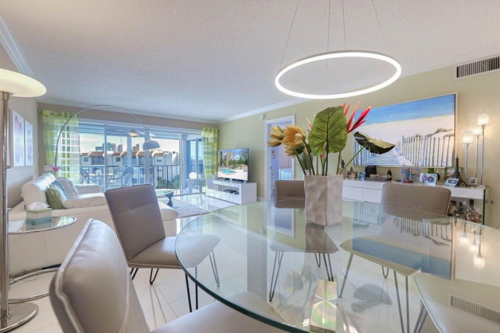 3930 Inverrary Boulevard, Unit 603-D, Lauderhill, FL 33319 Photo