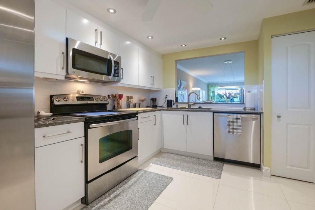 3930 Inverrary Boulevard, Unit 603-D, Lauderhill, FL 33319 Photo