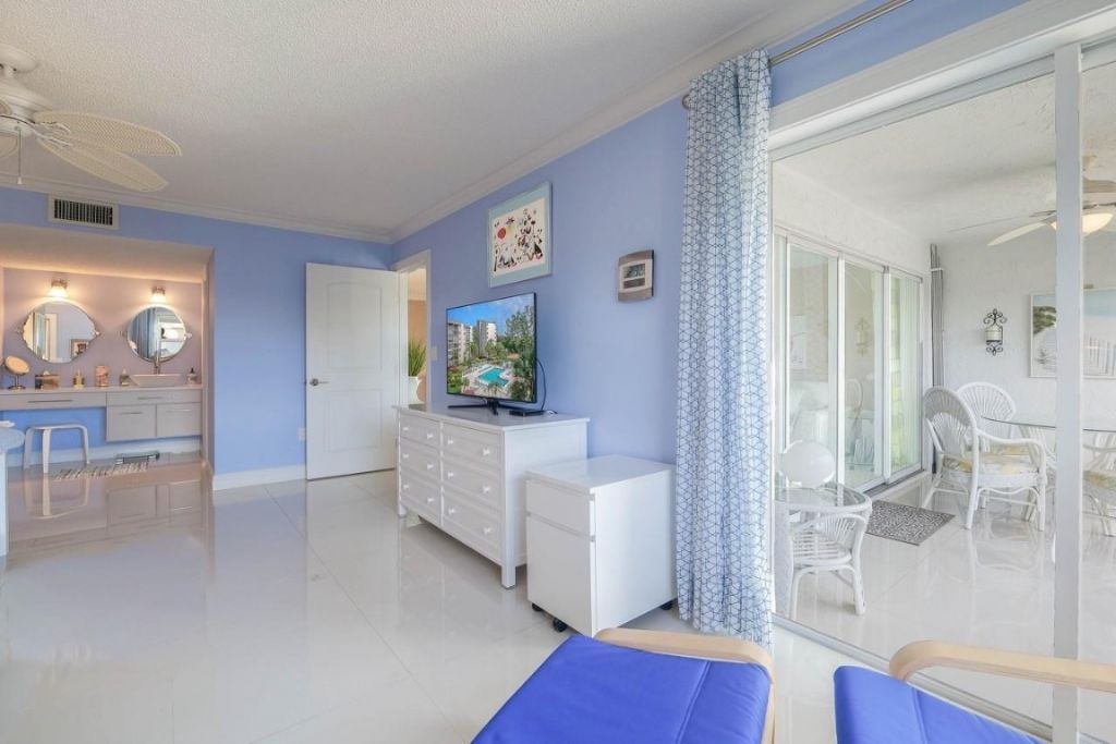 3930 Inverrary Boulevard, Unit 603-D, Lauderhill, FL 33319 Photo