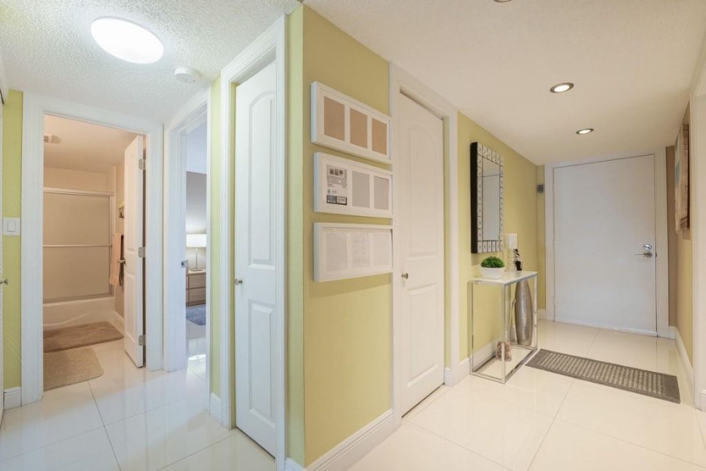 3930 Inverrary Boulevard, Unit 603-D, Lauderhill, FL 33319 Photo