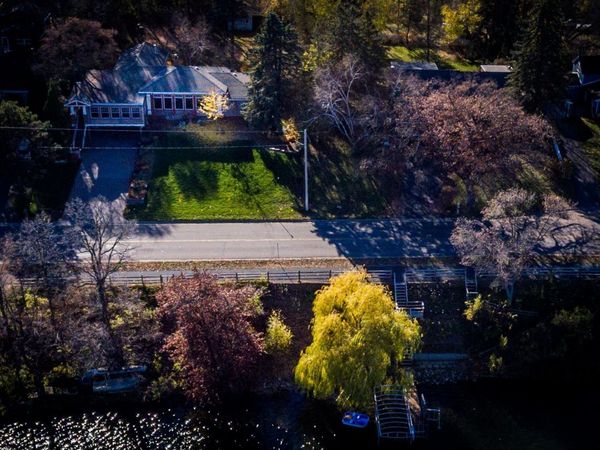 318 Mccarrons Boulevard S, Roseville, MN 55113