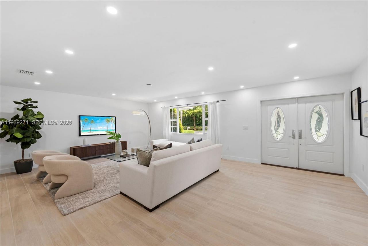 1420 Campamento Ave, Coral Gables, FL 33156 Photo