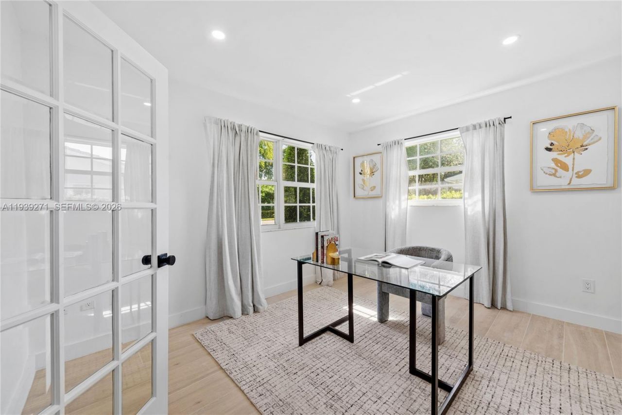 1420 Campamento Ave, Coral Gables, FL 33156 Photo