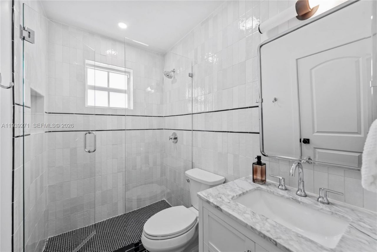 1420 Campamento Ave, Coral Gables, FL 33156 Photo