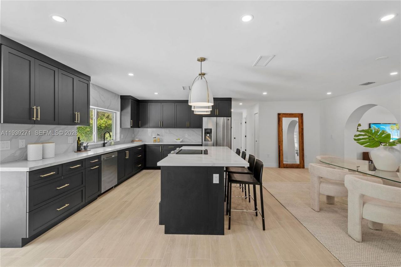 1420 Campamento Ave, Coral Gables, FL 33156 Photo