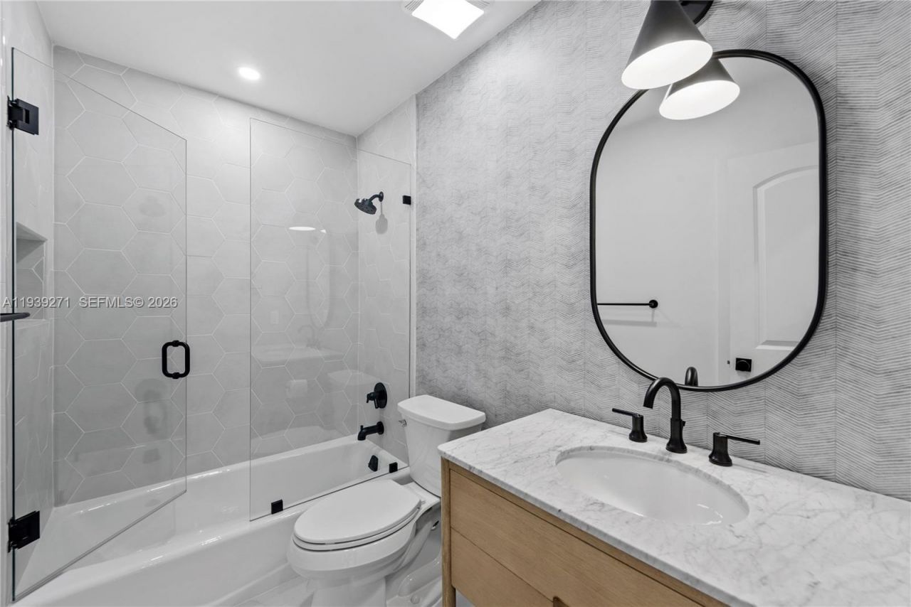 1420 Campamento Ave, Coral Gables, FL 33156 Photo