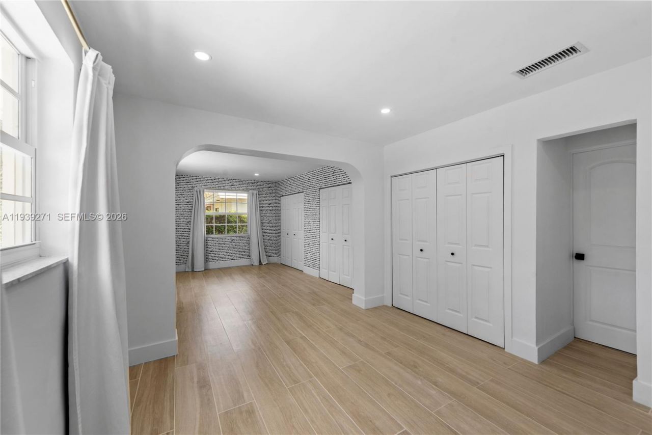 1420 Campamento Ave, Coral Gables, FL 33156 Photo