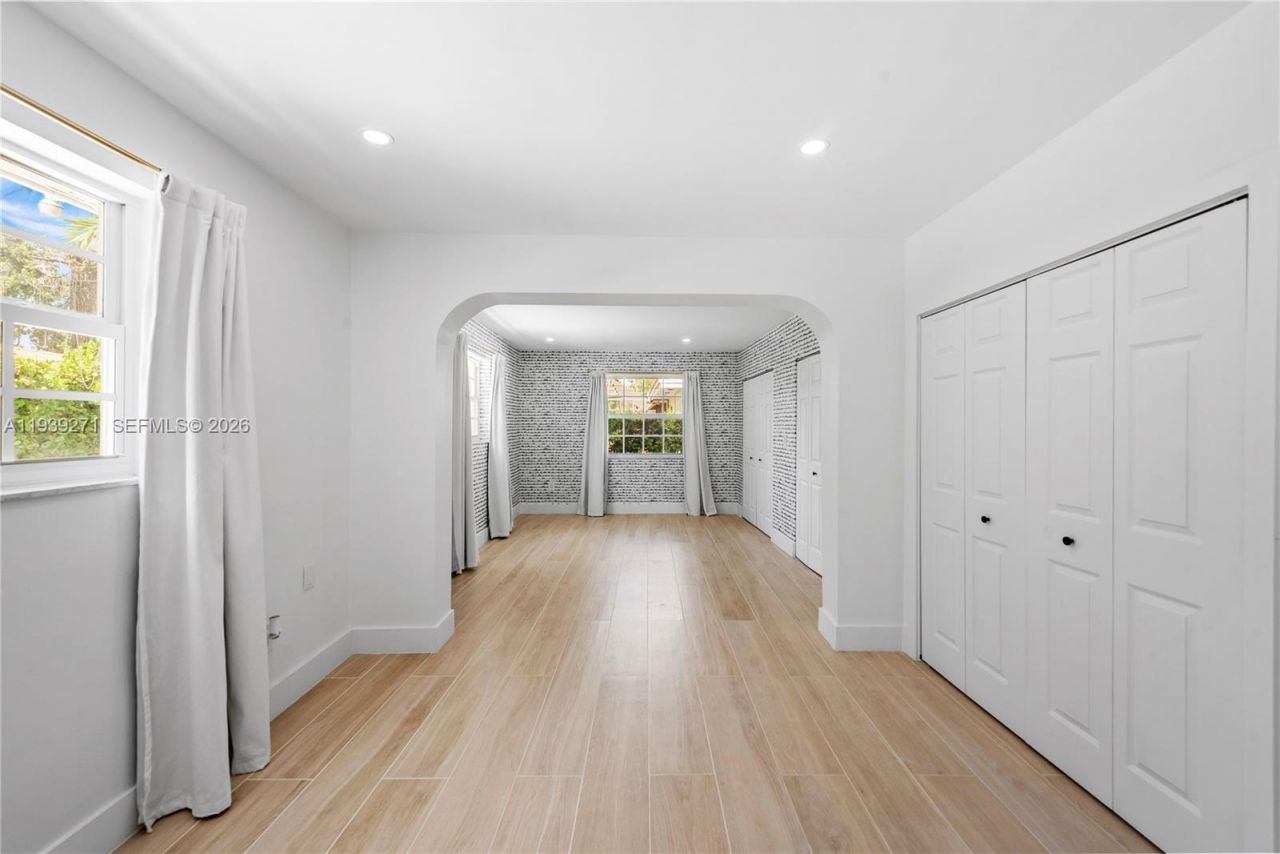 1420 Campamento Ave, Coral Gables, FL 33156 Photo